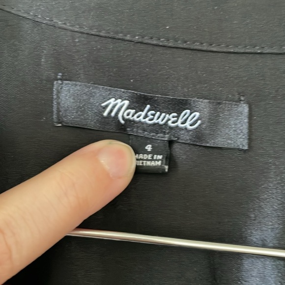 Madewell Darted Button-Up Shirt in Satin - Picture 8 of 9